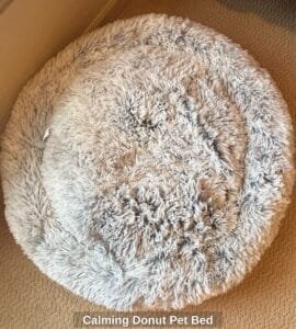 Calming-Donut-Pet-Bed