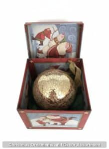Christmas-Ornaments-and-Decor-Assortment-second-image