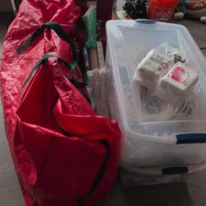 Christmas-Tree-Storage-Bag-and-Storage-Bin-with-Lights-and-Cleansing-Pads