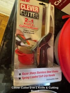 Clever-Cutter-in-Knife-Cutting-Board