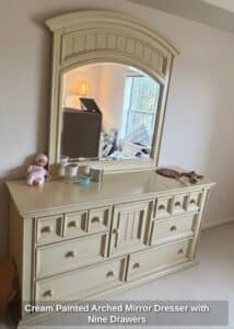 Cream-Painted-Arched-Mirror-Dresser-with-Nine-Drawers-second-image