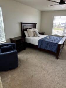 Dark-Wood-Bedroom-Set