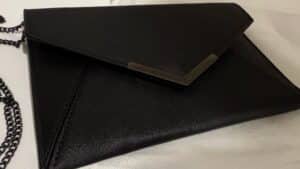 DexMey-Black-Saffiano-Leather-Envelope-Clutch-with-Chain-Strap-third-image