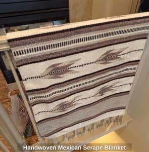 Handwoven-Mexican-Serape-Blanket-second-image