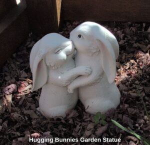 Hugging-Bunnies-Garden-Statue