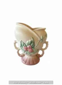 Hull-Pottery-Wildflower-Vase-second-image