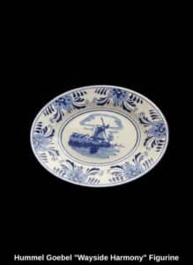 Hummel-Goebel-Wayside-Harmony-Figurine-second-image