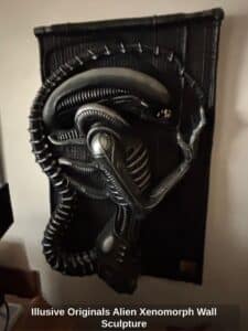 Illusive-Originals-Alien-Xenomorph-Wall-Sculpture