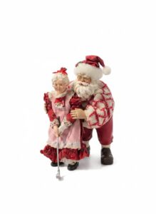 Possible-Dreams-Mistletoe-Kisses-Mr.-Mrs.-Claus-Golfing-Figurine-Set