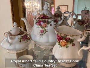 Royal-Albert-Old-Country-Roses-Bone-China-Tea-Set-fourth-image