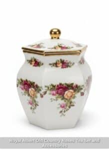 Royal-Albert-Old-Country-Roses-Tea-Set-and-Accessories-fifth-image
