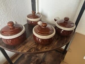 Set-of-Vintage-Brown-Stoneware-French-Onion-Soup-Crocks-with-Lids