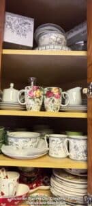 Victorian-Trading-Co.-Concerto-Pattern-Teacup-and-Saucer-Set