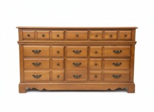 Vintage-Flanders-Maple-Wood-Dresser-and-Chest-of-Drawers-Set-second-image
