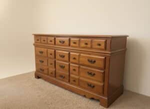 Vintage-Flanders-Maple-Wood-Dresser-and-Chest-of-Drawers-Set-third-image