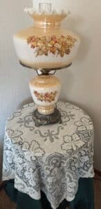 Vintage-Gone-With-The-Wind-Style-Floral-Hurricane-Lamp