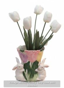 Vintage-McCoy-Pottery-Tulip-Vase-with-Bunnies