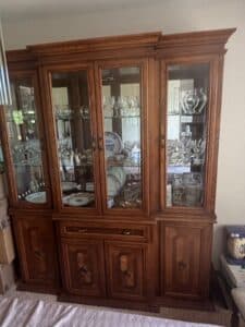 Vintage-Oak-China-Cabinet-and-Hutch-by-Richardson-Brothers-second-image
