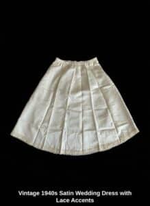 Vintage-s-Satin-Wedding-Dress-with-Lace-Accents-fifth-image