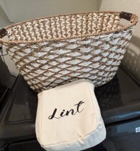 Woven-Laundry-Baskets-with-Liners-second-image