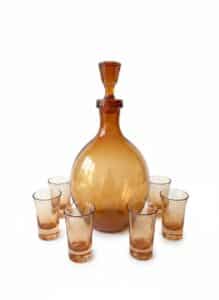 Amber-Glass-Decanter-and-Pinkish-Amber-Shot-Glasses-Set-second-image