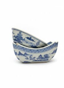 Antique-Chinese-Canton-Blue-and-White-Porcelain-Serving-Bowls