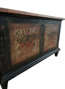 Folk-Art-Painted-Marriage-Chest-third-image