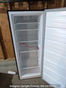 Insignia-Upright-Freezer-NS-UZSS-second-image