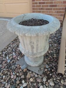 Large-Concrete-Urn-Planter-with-Acanthus-Leaf-Motif