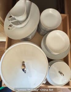 Lenox-Holiday-China-Set