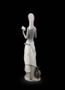 Lladro-Girl-With-Letter-Porcelain-Figurine-fourth-image