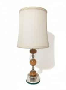 Mid-Century-Modern-Table-Lamp-with-Wooden-Spheres