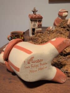 Nativity-Scene-Figures-by-R.-Lucero-San-Felipe-Pueblo-third-image