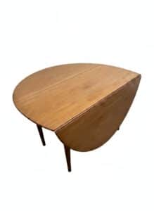 Queen-Anne-Style-Drop-Leaf-Dining-Table