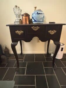 Queen-Anne-Style-Mahogany-Lowboy-Table