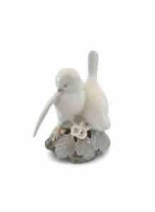 Royal-Copenhagen-Porcelain-Figurine-of-Lovebirds