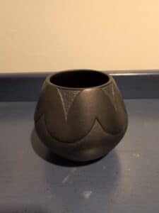 Santa-Clara-Pueblo-Blackware-Pottery-Vase
