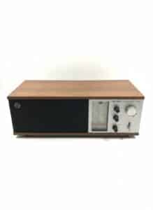 Sony-ICF-W-AM-or-FM-Solid-State-Radio