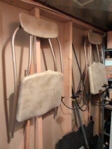 Vintage-Hamilton-Cosco-Stylaire-Metal-Folding-Chairs-second-image
