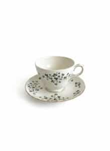Vintage-Royal-Tara-Shamrock-Teacup-and-Saucer