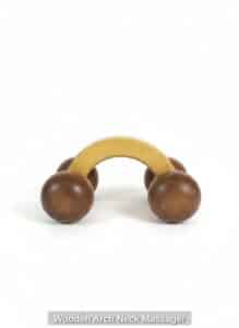 Wooden-Arch-Neck-Massager