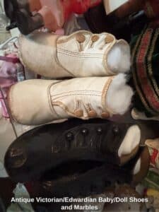 Antique-Victorian-or-Edwardian-Baby-or-Doll-Shoes-and-Marbles-second-image