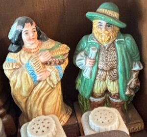 Assorted-Ceramic-Figurines-and-Salt-Pepper-Shakers-including-Snowman-themed-items-fifth-image