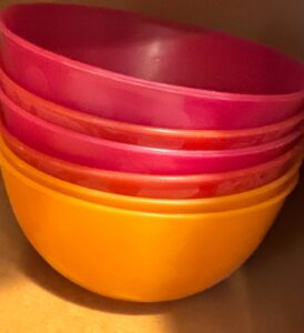 Corelle-Butterfly-Gold-Oval-Plates-and-Assorted-Bowls-fifth-image