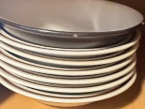 Corelle-Butterfly-Gold-Oval-Plates-and-Assorted-Bowls-third-image