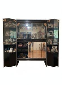 Display-Cabinet-with-Carousel-Figurines