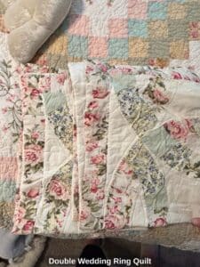 Double-Wedding-Ring-Quilt-second-image