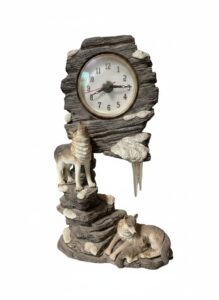 Ebros-Howling-Gray-Wolves-Family-Table-Clock-with-Pendulum