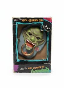 Goosebumps-The-Haunted-Mask-Door-Knocker-with-Sound