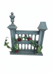 Grecian-Urn-Balustrade-with-Faux-Roses